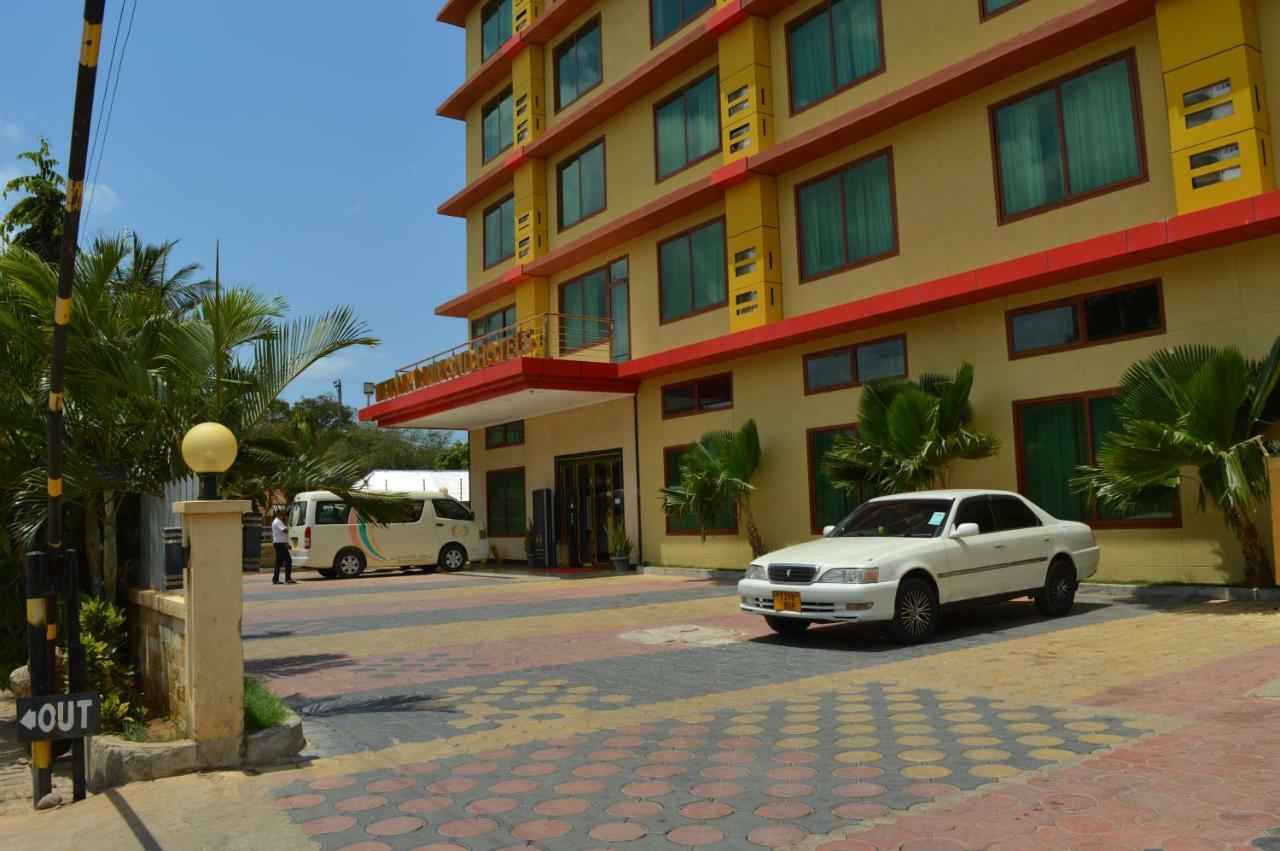 Tiffany Diamond Hotels - Mtwara Luaran gambar
