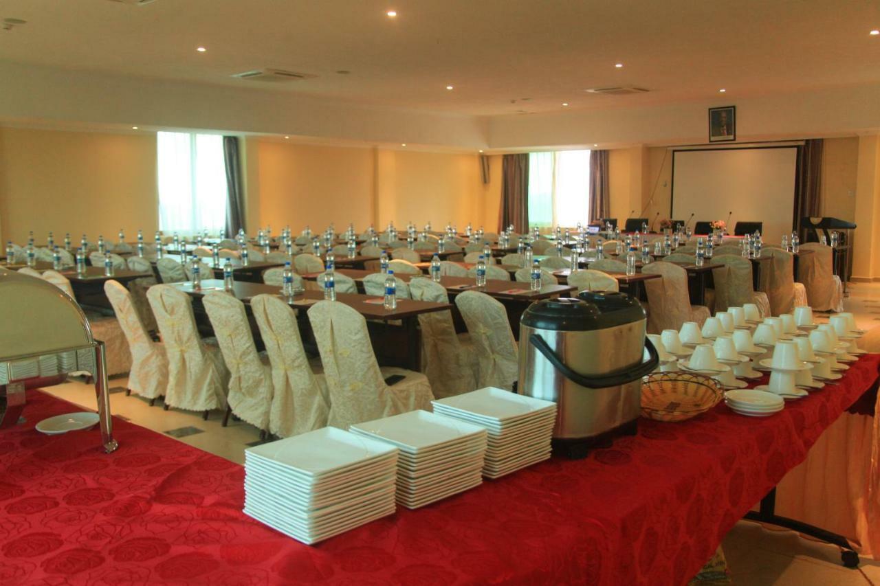 Tiffany Diamond Hotels - Mtwara Luaran gambar