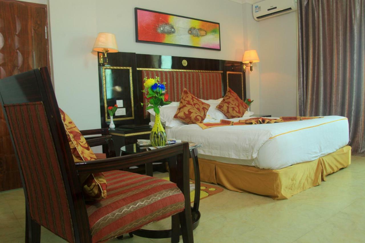 Tiffany Diamond Hotels - Mtwara Luaran gambar